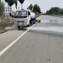 12方大型道路灑水車的應(yīng)用與特點分析